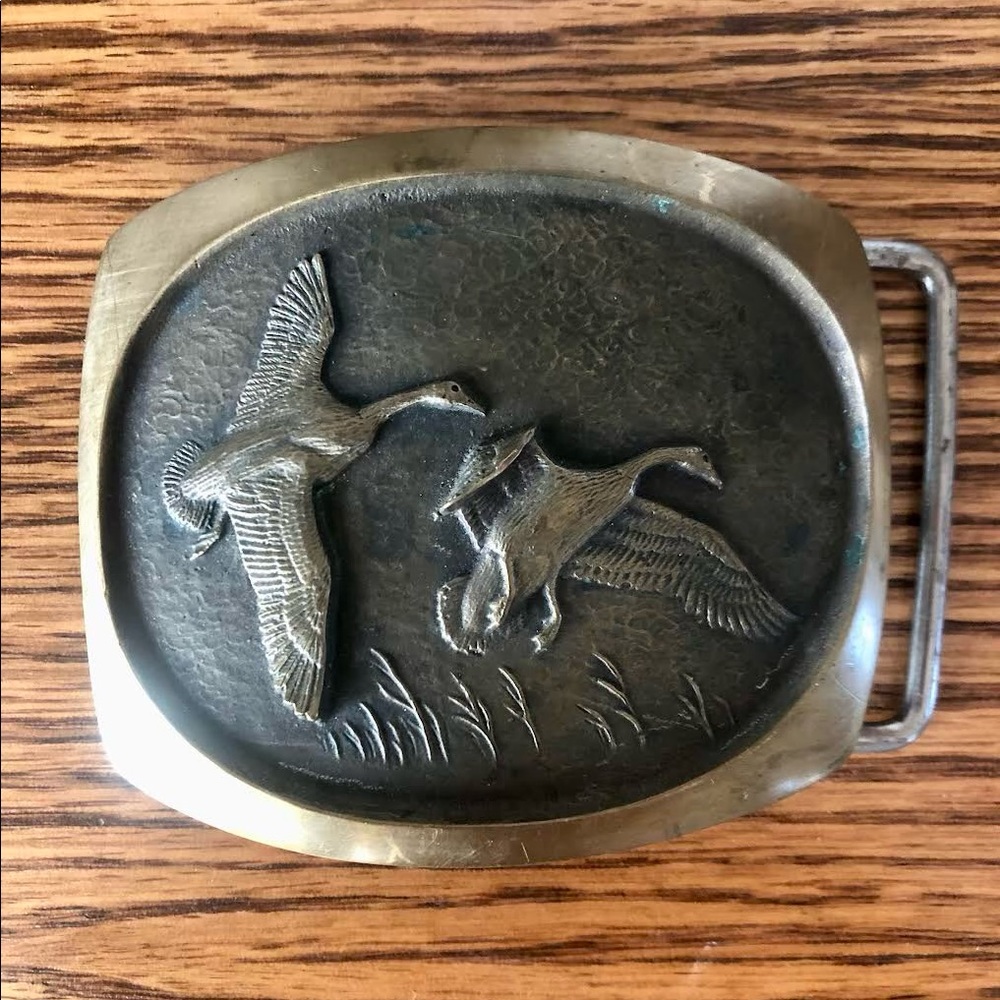 Vintage SL Knight Sculpture Flying Ducks Belt Buckle